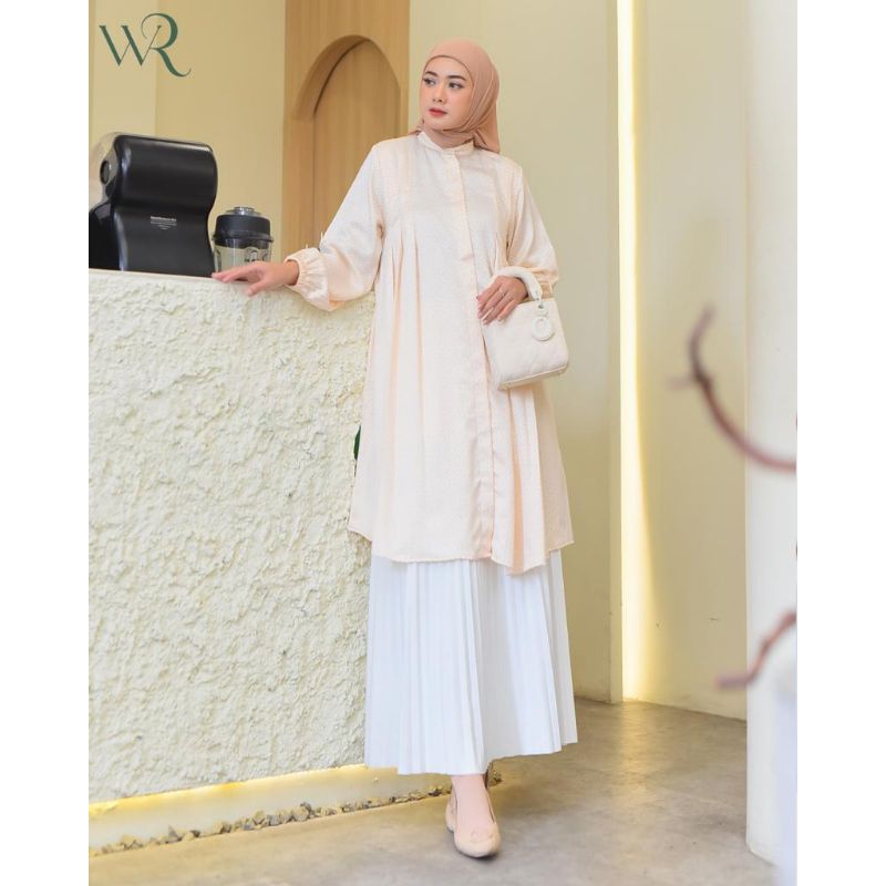 atasan wanita kekinian/ blus Dior silk/ atasan wanita terbaru 2023 viral