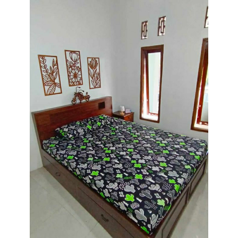 sprei homemade motif black kaktus