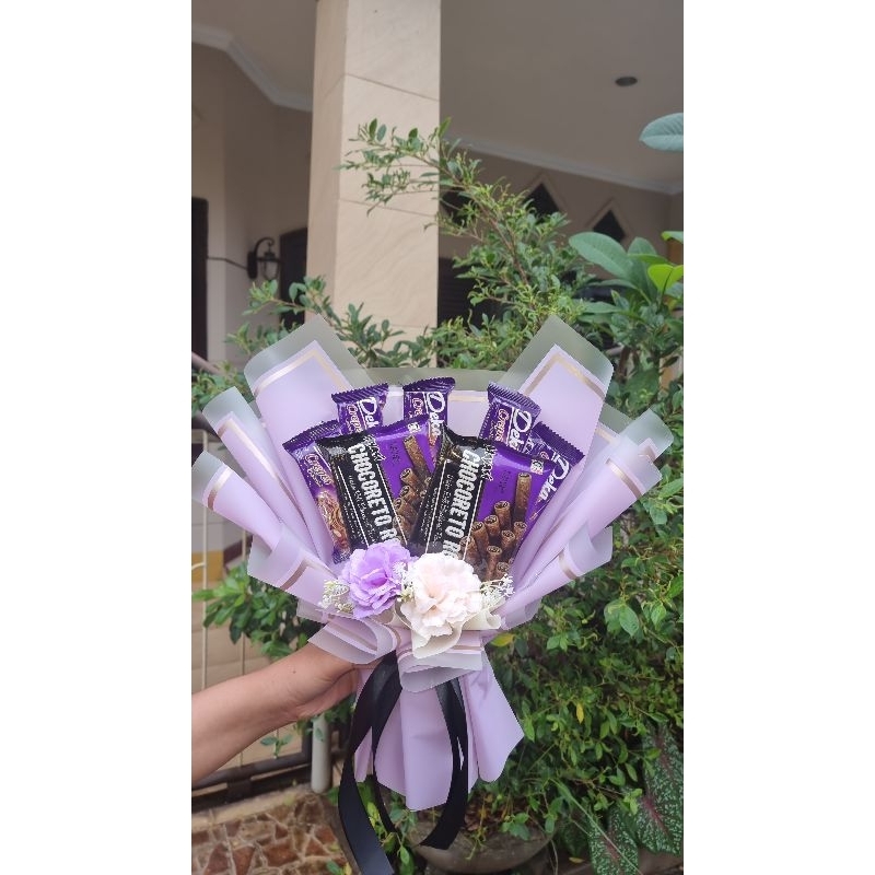 

buket snack/buket snack ungu/buket snack wisuda/