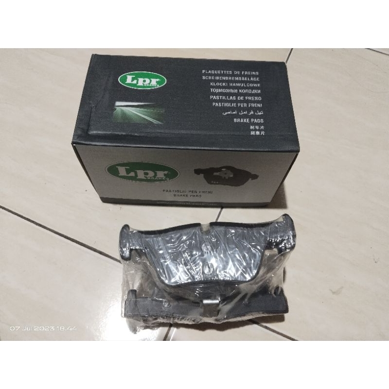 Rear brake pad kampas Rem belakang BMW F30