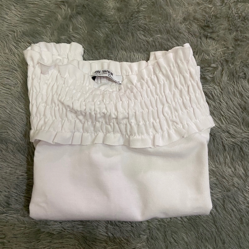AUTHENTIC ZARA ORIGINAL WHITE TOP SABRINA ATASAN PUTIH KAOS PRELOVED SECOND BRANDED