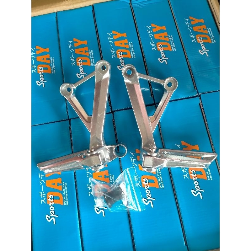 Postep CBR K15 day footstep CBR K15 import day postep CBR 150R