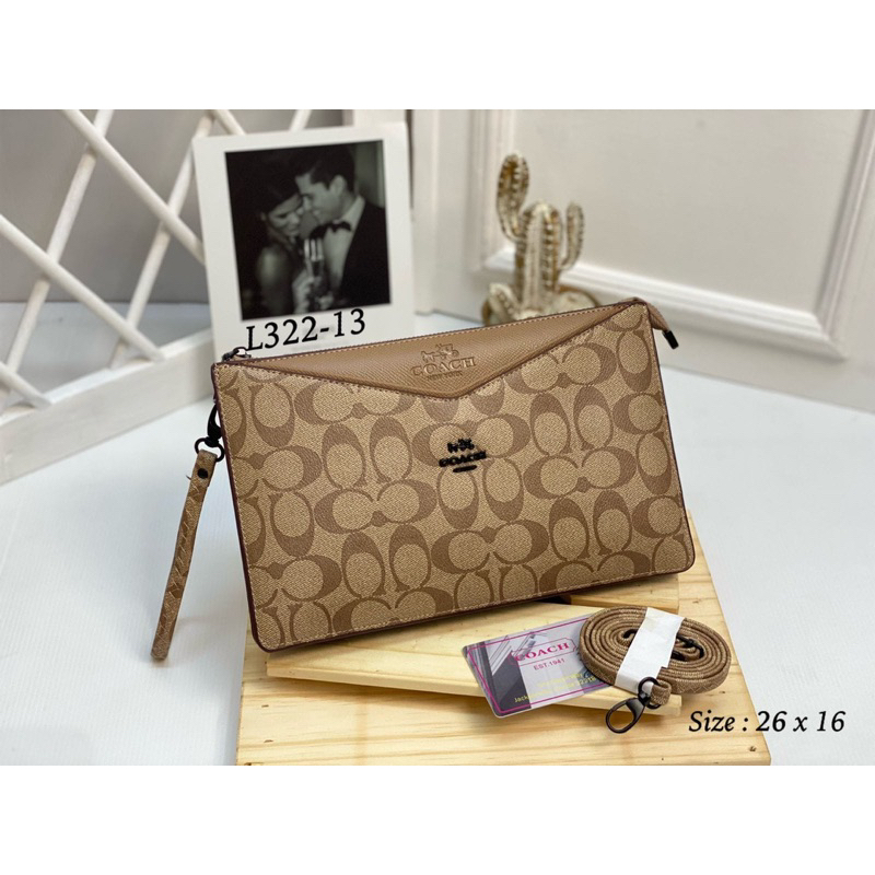 Clutch 3 Ruang Size 26 Kode L322