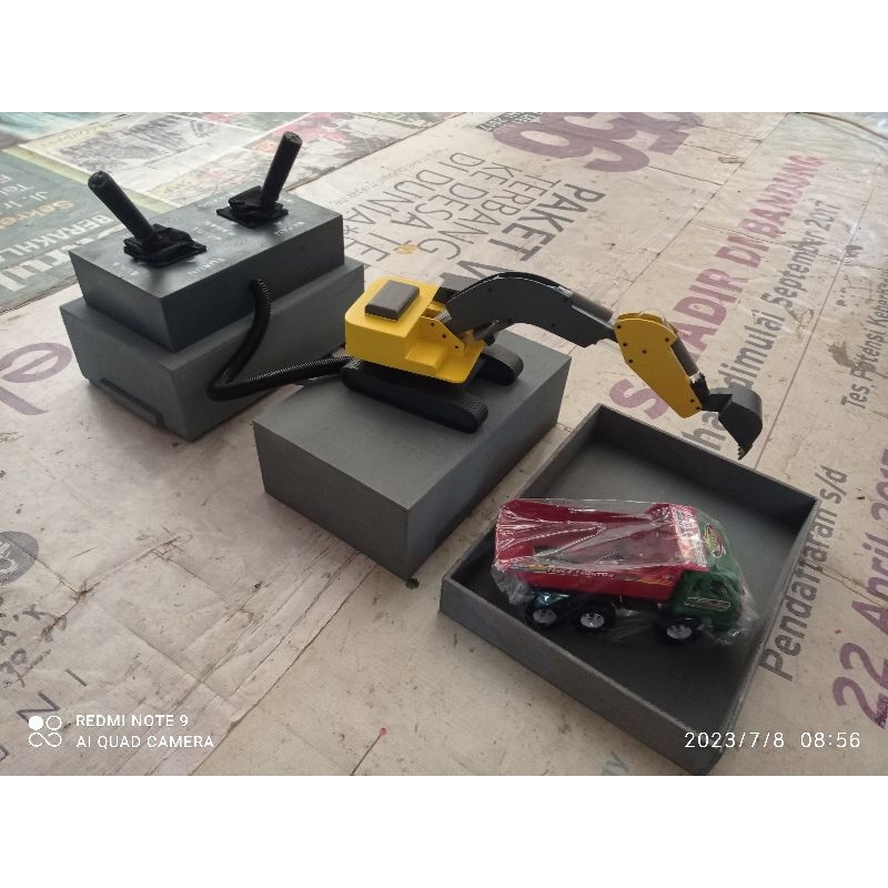 PAKET KOMPLIT 1 UNIT mainan excavator hidrolik termurah model keruk