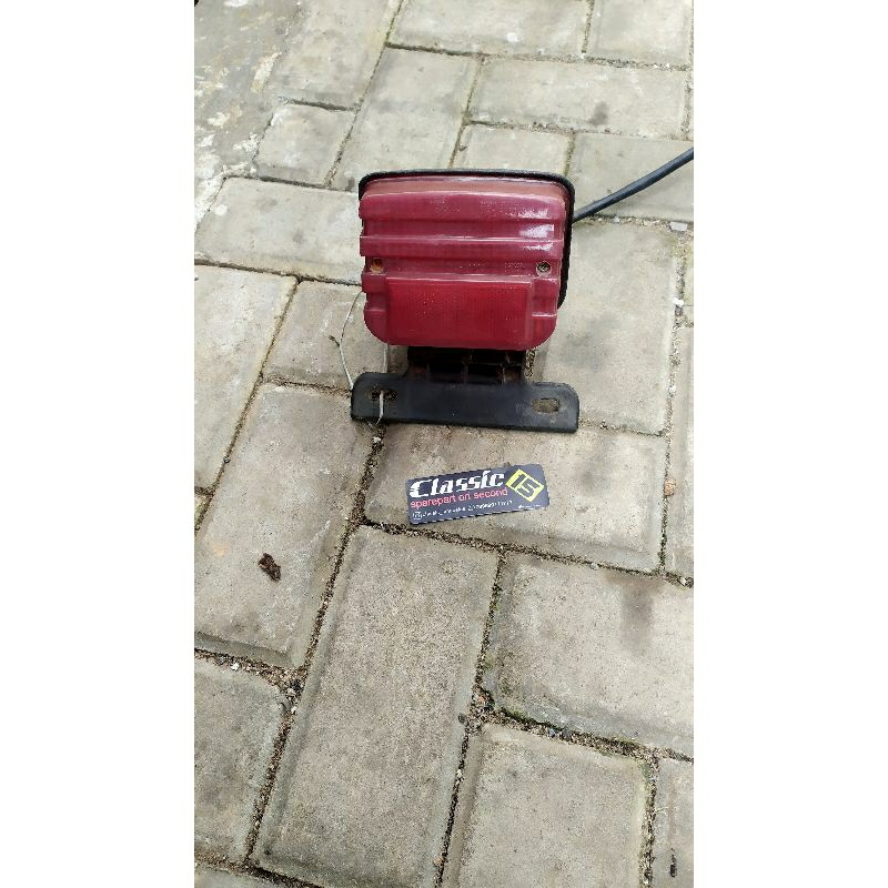 Pangkon lampu belakang HONDA WIN 100.original