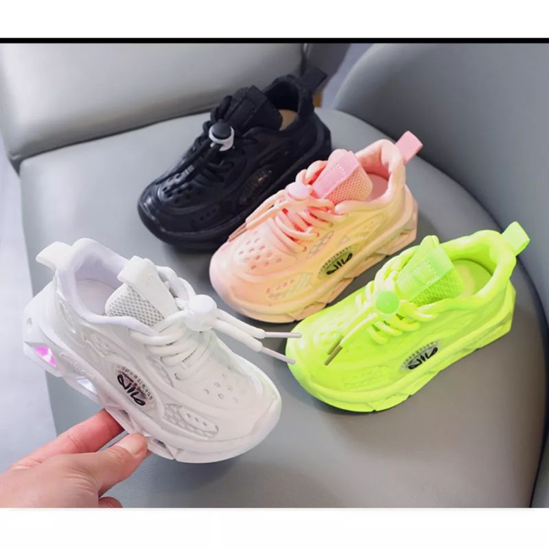 INFINTE sepatu sneakerslampu led anak cewek cowok import