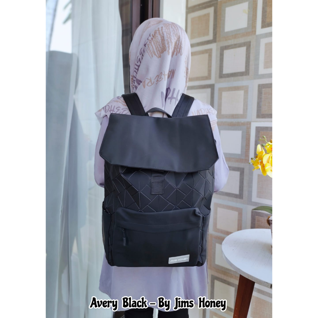 AVERY BACKPACK BY JIMS HONEY