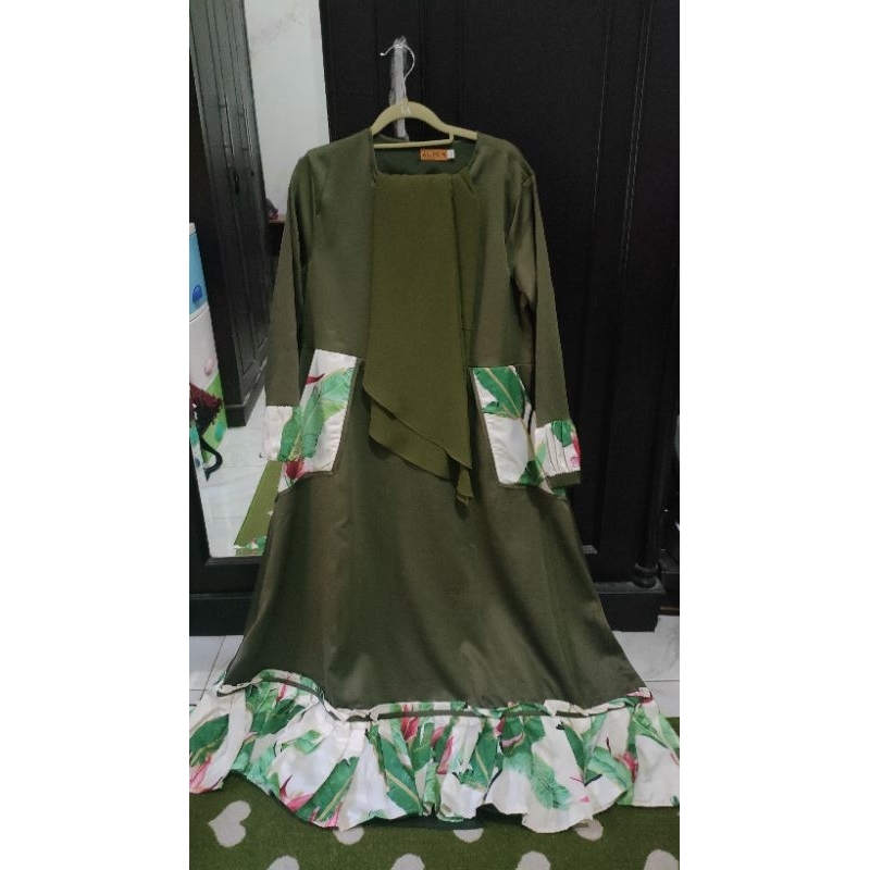 PRELOVED DRESS SYAR'I SET KHIMAR AURUM