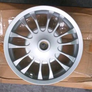 Velg Belakang Vespa Sprint Ring 12 Original PnP Vespa Primavera