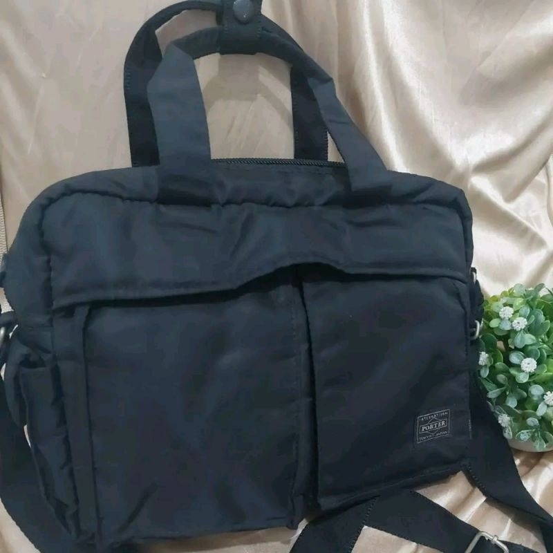 porter internasional slingbag
