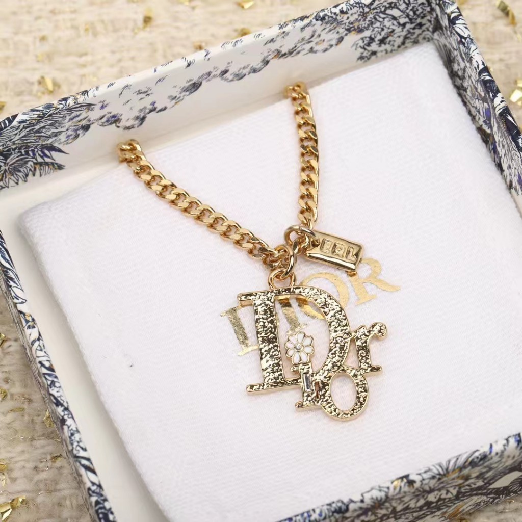 Dior Little Flower Necklace Bracelet Set