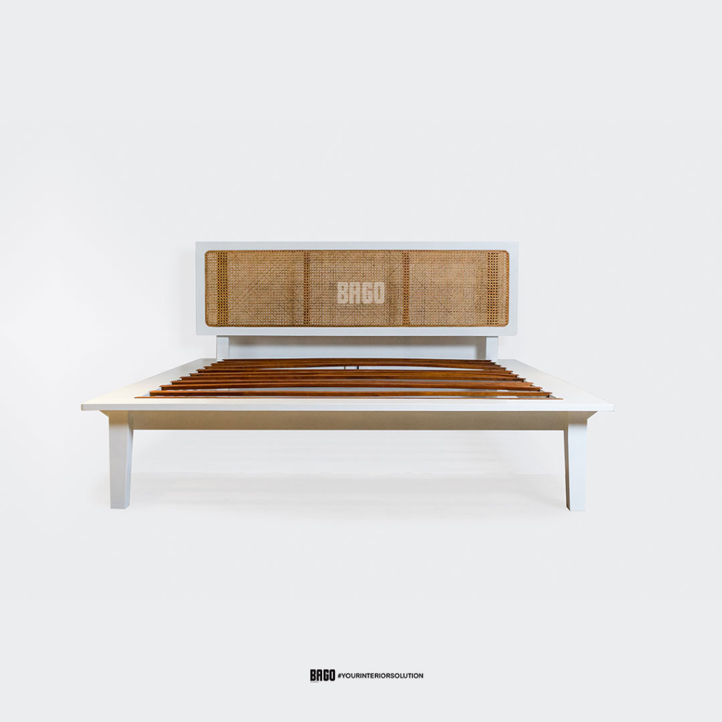 Mimore Divan Kayu Jati Solid