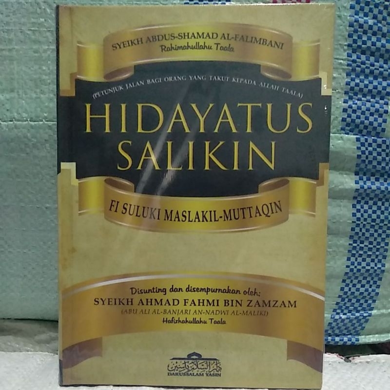 

kitab "HIDAYATUS SALIKIN EDISI LATIN