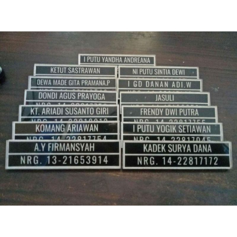 

Nametag Akrilik/Nametag Peniti/Nametag Magnet