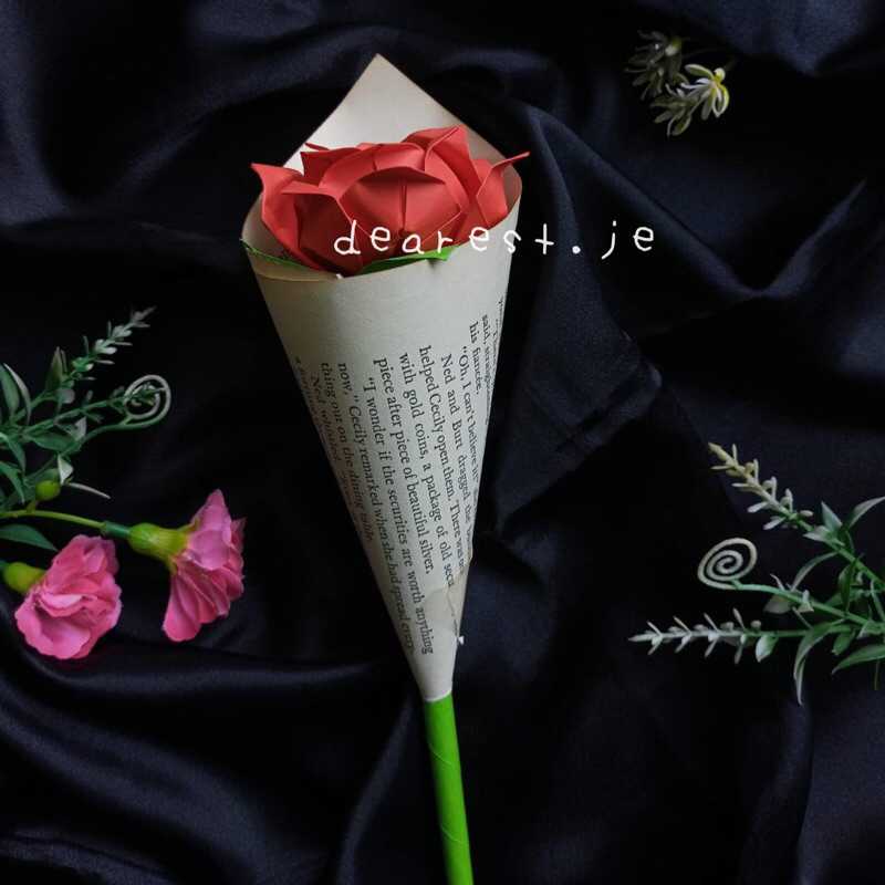 

BUKET BUNGA ORIGAMI //SINGLE ROSE// (baca deskripsi)