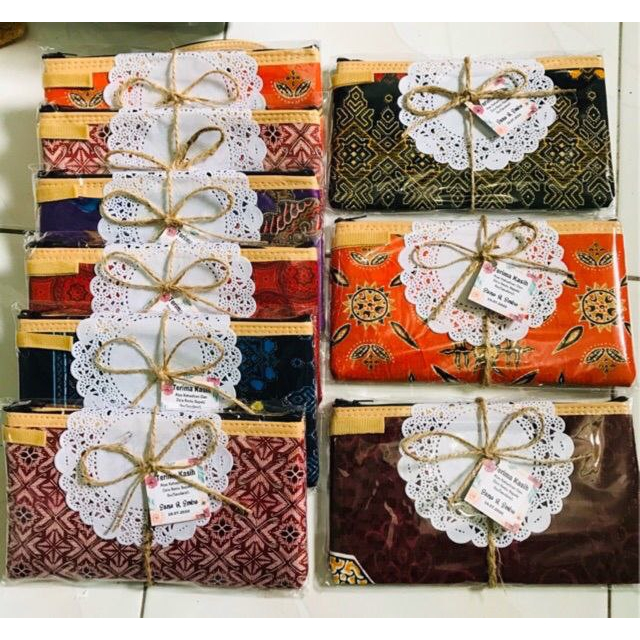 Souvenir Pouch Batik