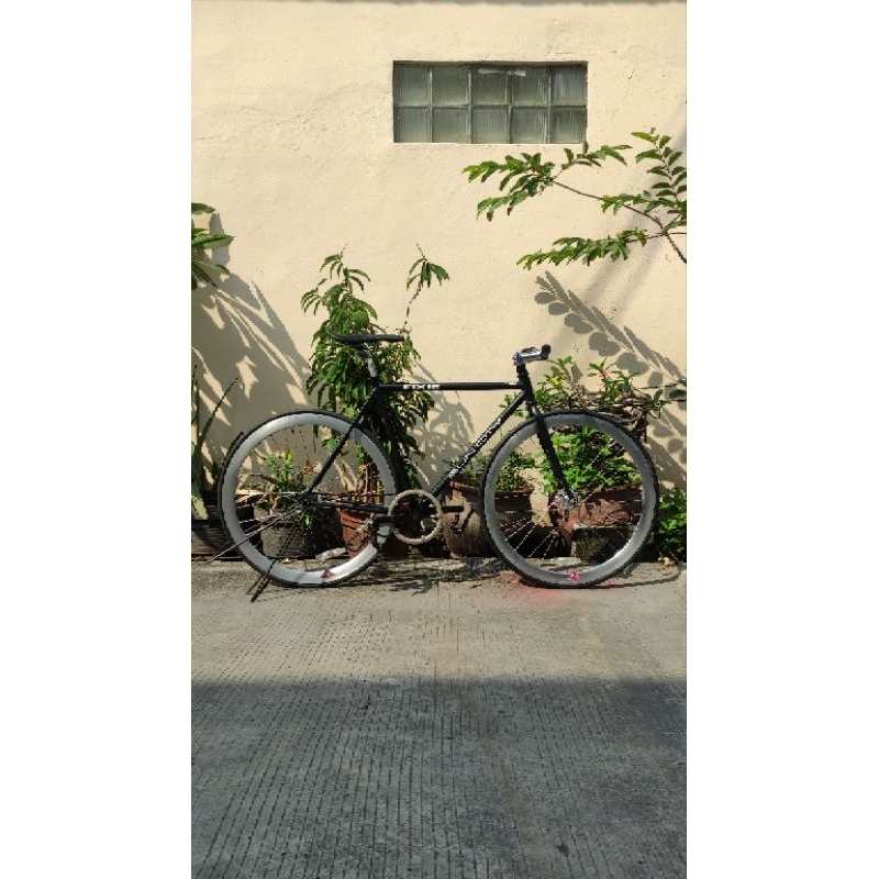 Sepeda Fixie Fullbike Doltrap Suncity size 53 Bukan Airwalk Basic Visp Pcolite Tsunami Intro7 Cinell