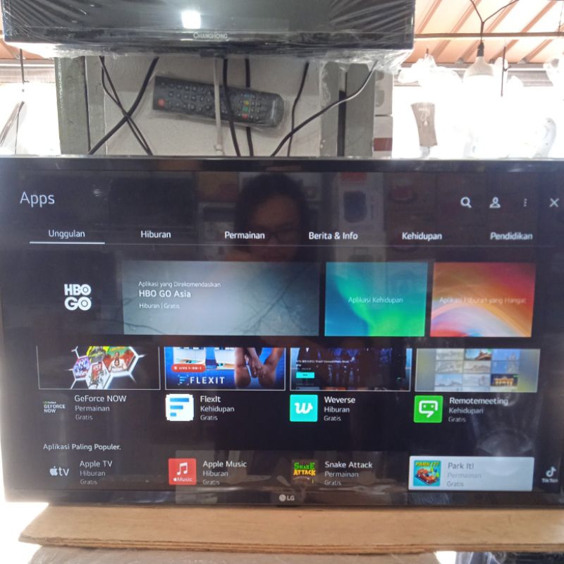 LG Smart TV 32LQ570BPSA