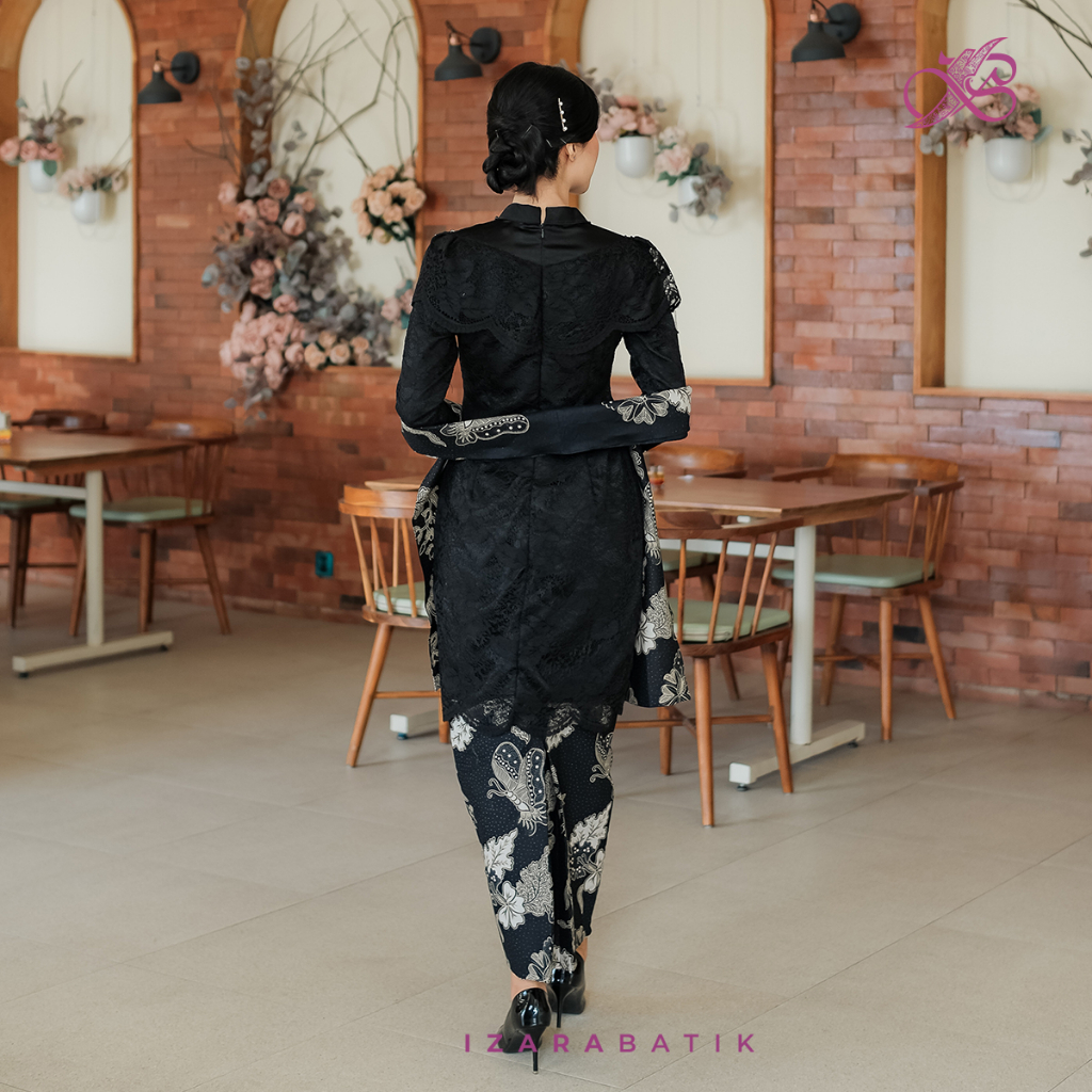 Zivana Hitam - Gaun Kebaya Batik Modern