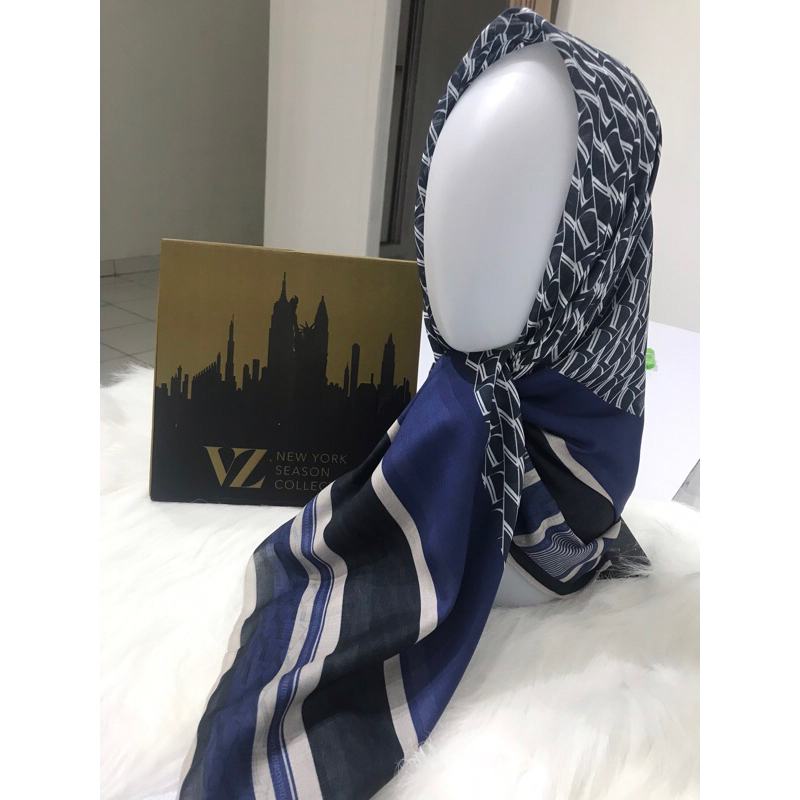 vivi zubaedi - D stripe scarf navy