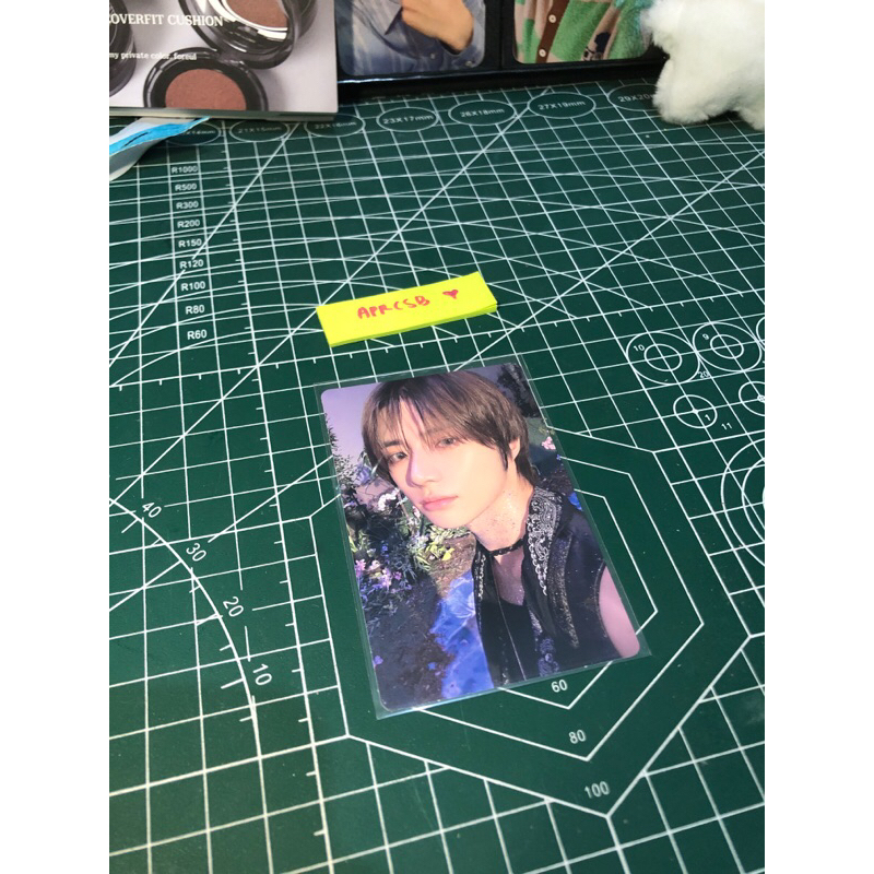 PC BEOMGYU WV VER A // PHOTOCARD TXT WEVERSE