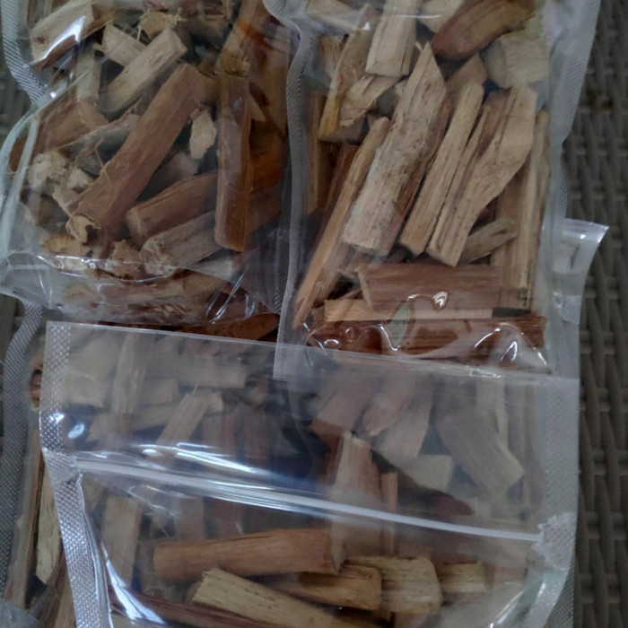 

TERBAIK KAYU BAJAKAH KERING-100 GRAM
