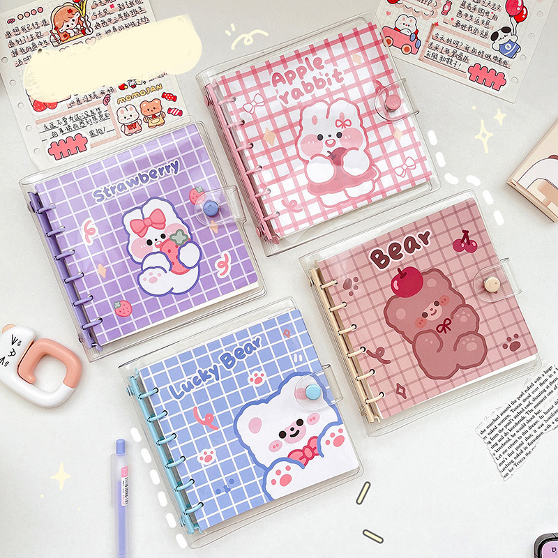 

HS - BUKU BINDER RING BESI / DIARY JOURNALING ISI 80 LEMBAR UKURAN 13CMX13CM LEBAR MOTIF MOMO KARTUN LUCU BUKU SEKOLAH BUKU DIARY DIARY BOOK NOTEBOOK BUKU MIKA RING