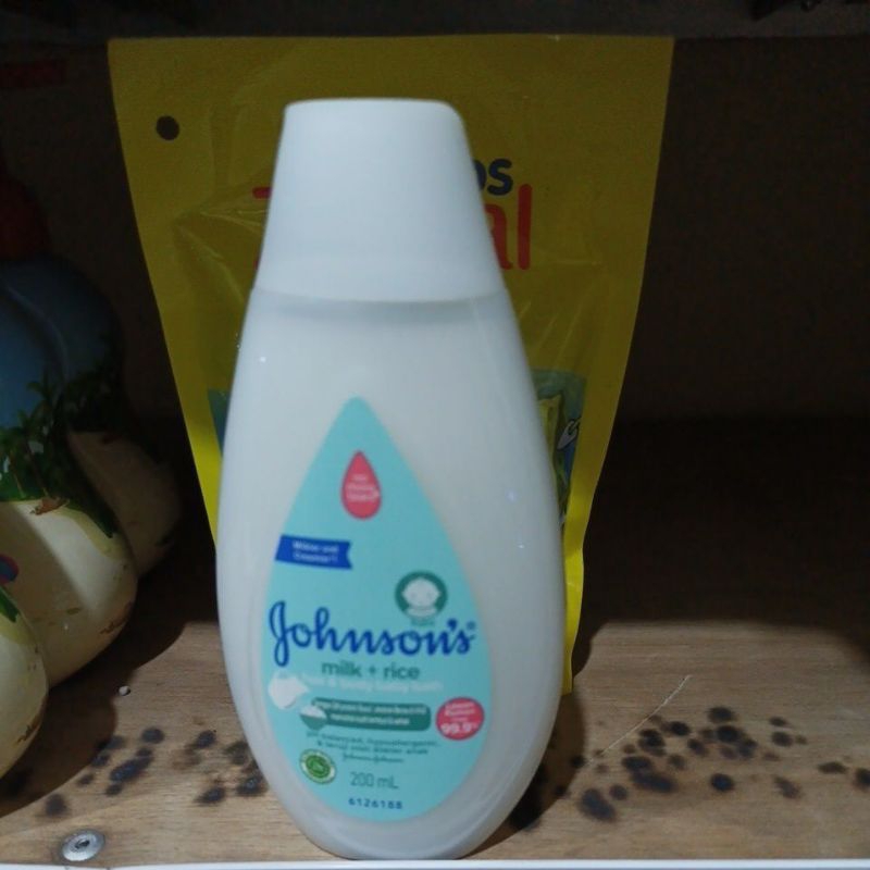 Johnson's 200ml