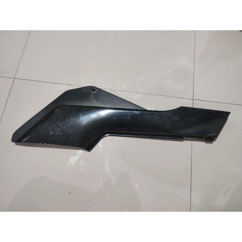 cover body RGR sprinter kanan original SGP