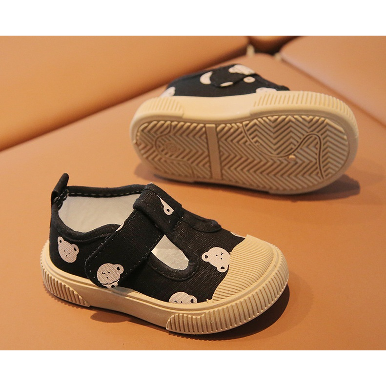 Sepatu anak IMPORT BEAR HITAMCREAM BAHAN LEMBUT NYAMAN DIPAKAI 17-28
