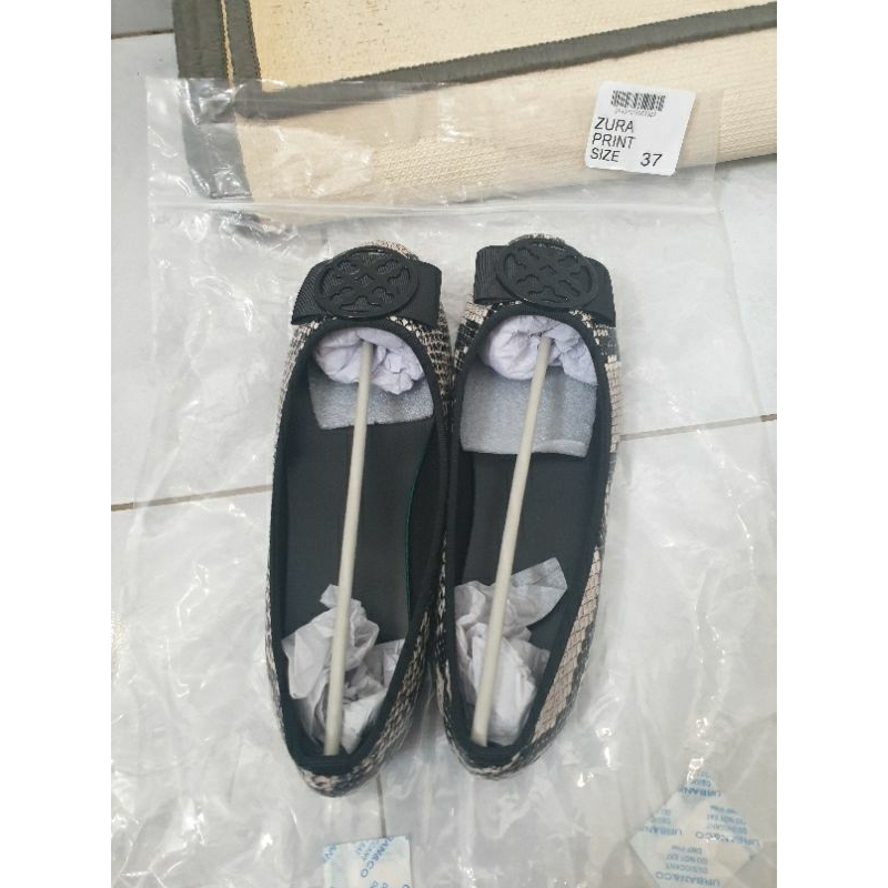 flat shoes urban Co