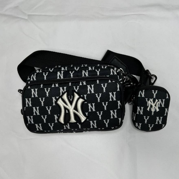 MLB NY Black Monochrome Small Sling Bag ORIGINAL