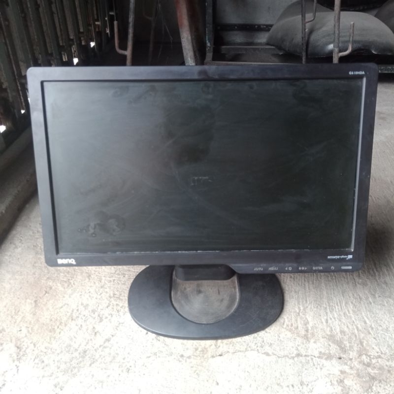 monitor komputer benq 15inchi bekas hidup