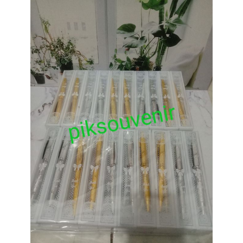 

sg Isi 100 Pcs Souvenir Pulpen Emas Perak Kemas Mika Pulpen Gold dan Silver Pen Gold Silver