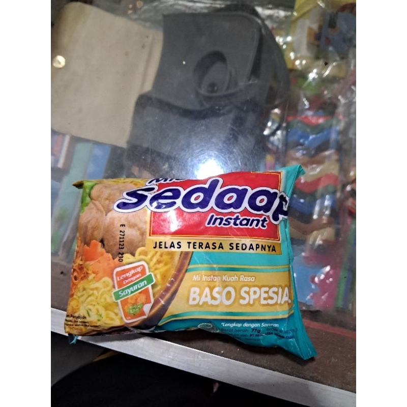

mie sedap bakso
