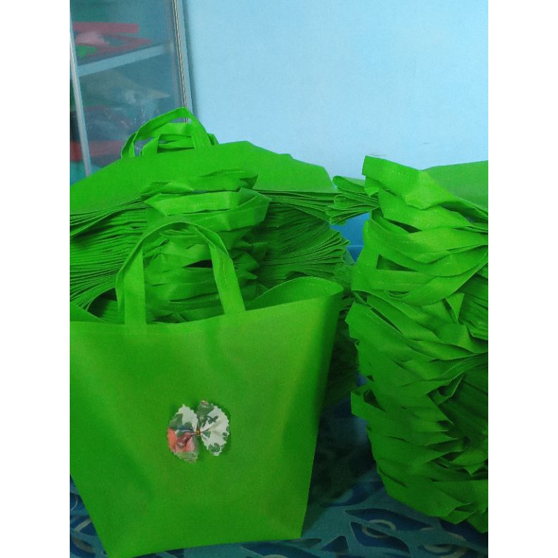 

tas hajatan/tas souvenir/tas slametan/taskretek