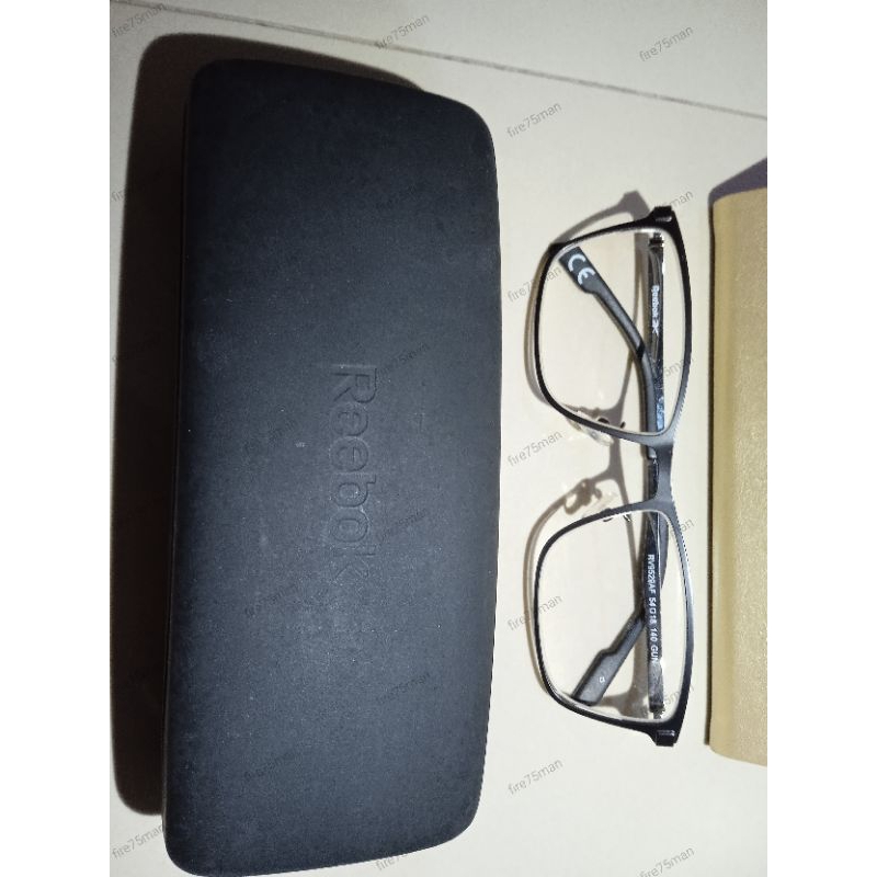 frame kacamata reebok seri rv9529af 54 18 140 gun