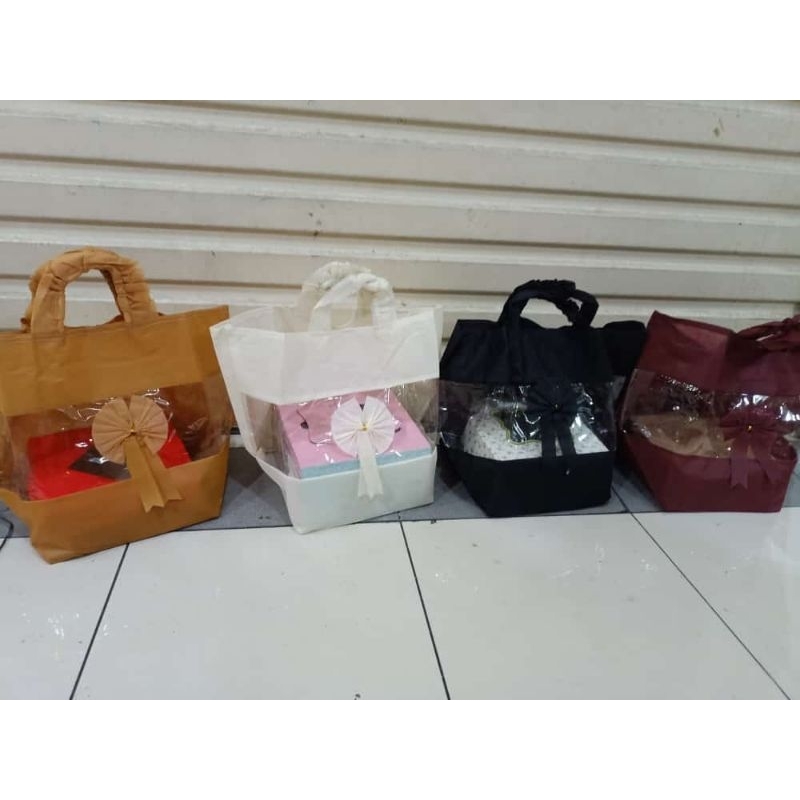 

tas Syahrini buat nasi box 22 isi 12pcs bahan tebal