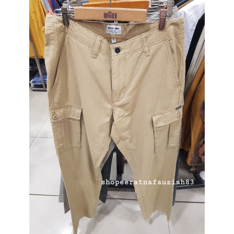 CELANA MGEE ORIGINAL