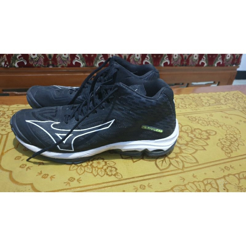 Sepatu Volly mizuno Wlz 7 original