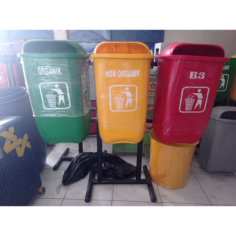 Tempat sampah fiberglass 3in1