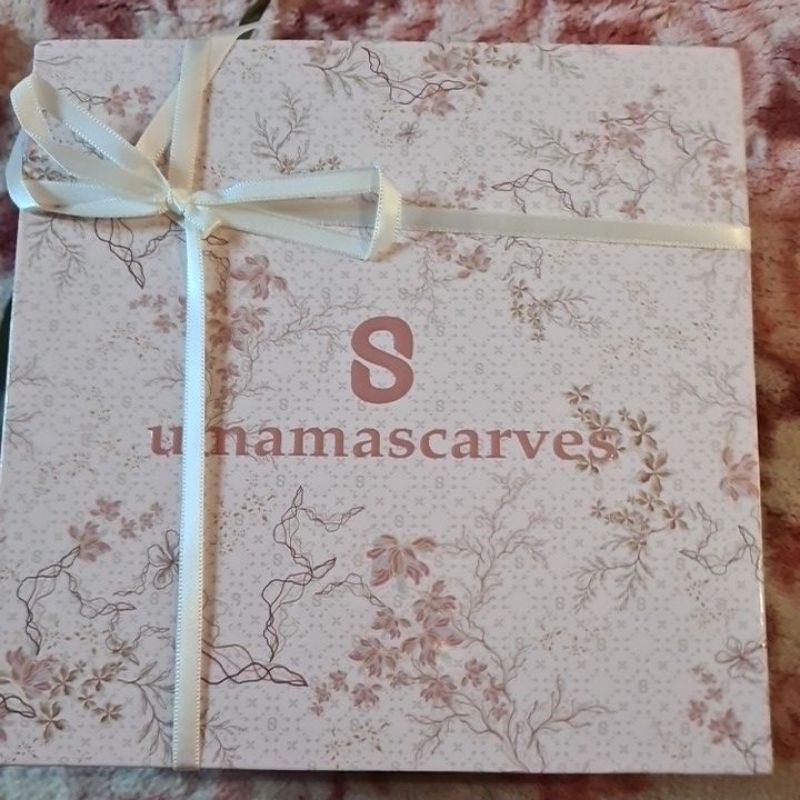 Umama Scarves Premium Box