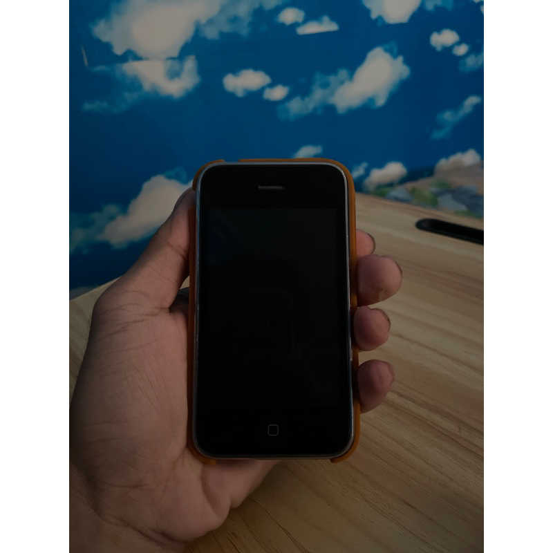 iPhone 3GS 16GB (Mesin Gress minus body belakang agak greges dikit)