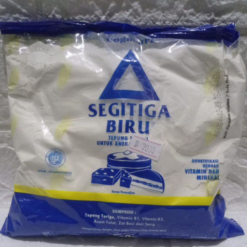 tepung segitiga biru 500 gram