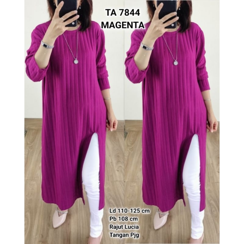 TA 7844. Long Tunik Rajut Lucia Belah