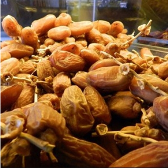 

Kurma Tunisia Tangkai 500 gr - Deglet Nour Palm Fruit Dates