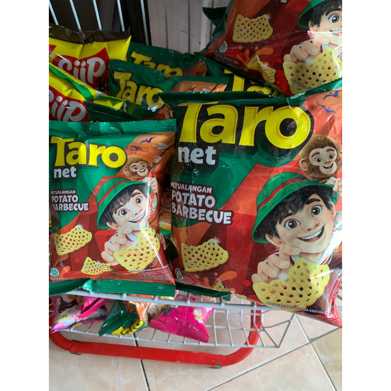 

TARO NET POTATO RASA BARBECUE BBQ BERBAGAI UKURAN 17gr / 32gr / 65 gr