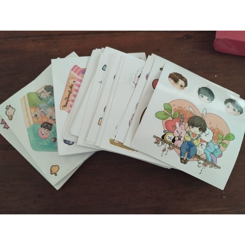 Random sticker chibi BTS [read decs]