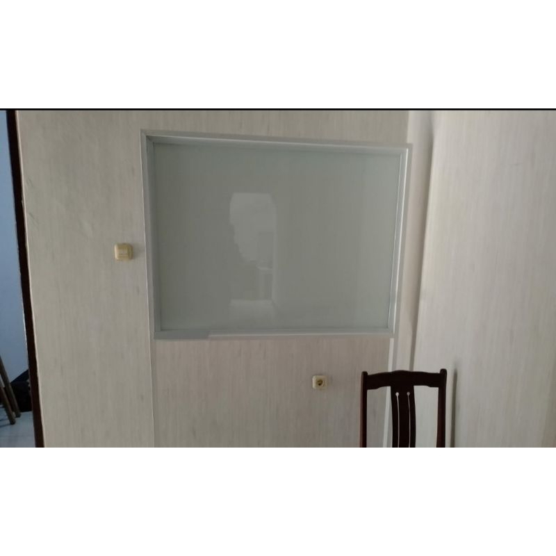 

PAPAN TULIS KACA STANDING 90x180