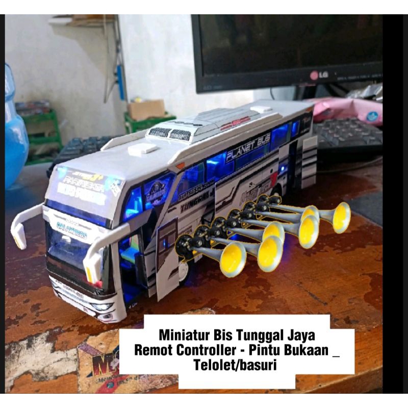 Miniatur bis Tunggal Jaya Kids Panda Pintu Bukaan + Remot + Suara Telolet/Basuri